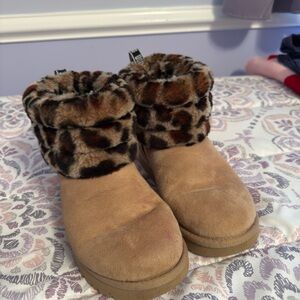 UGG Tan Boots with Leopard Faux Fur